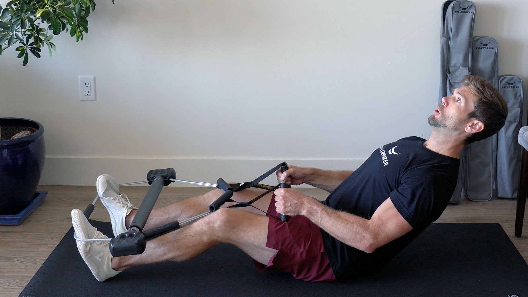 Benefits of a Stronger Core: Seated Deadlifts and Resisted Crunches